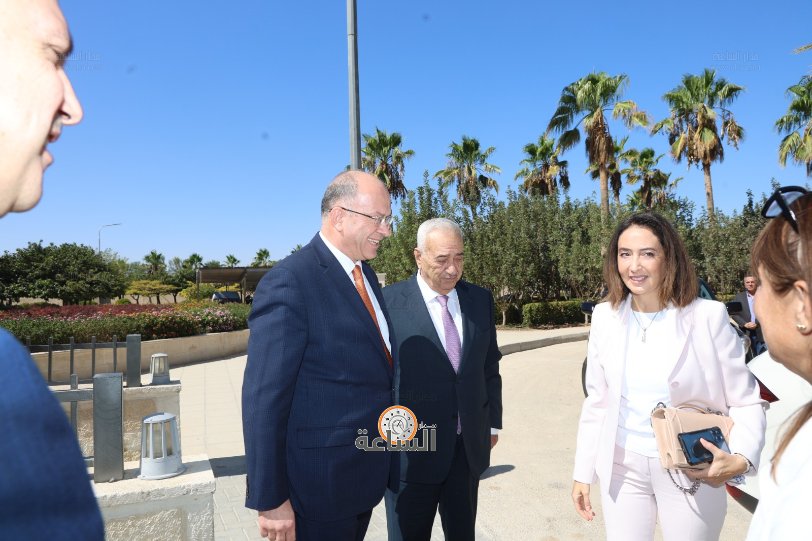 Madar Al-Saa Images 0.17727056989389323