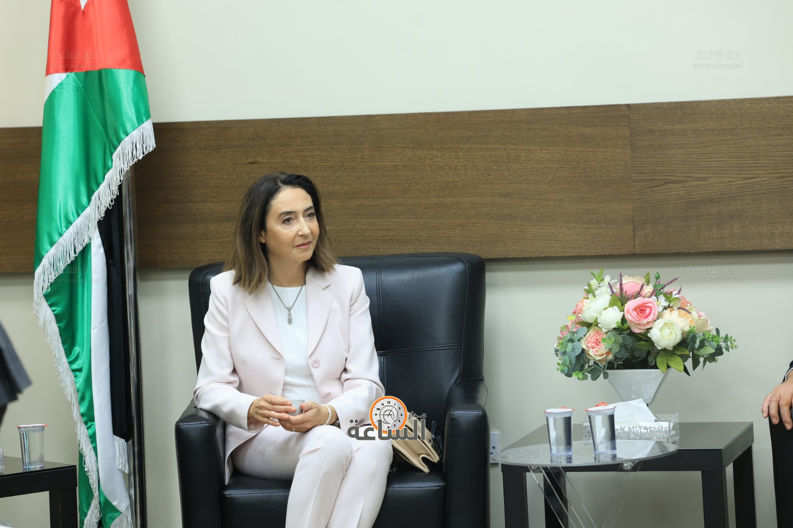 Madar Al-Saa Images 0.5435146028428431