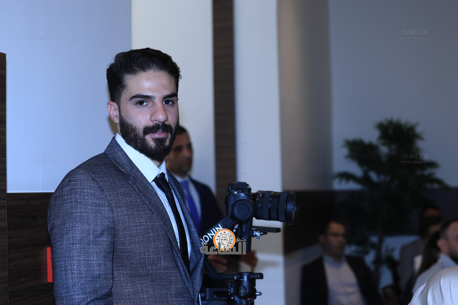 Madar Al-Saa Images 0.6635718614495257