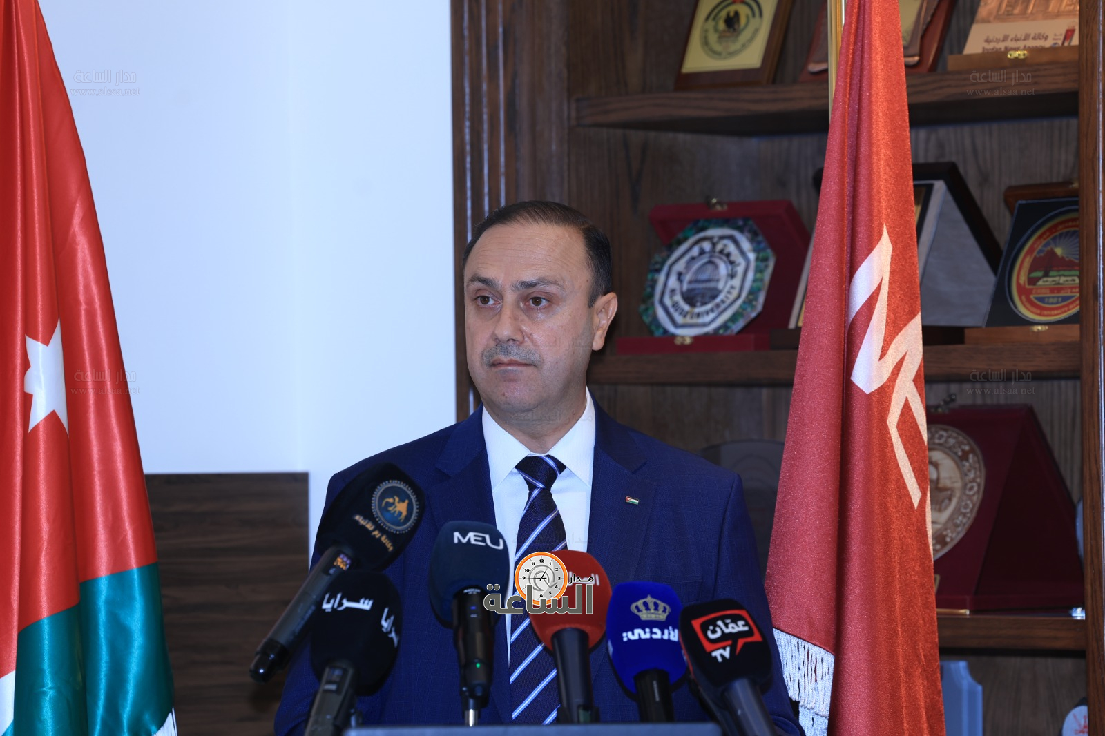 Madar Al-Saa Images 0.979659719571237