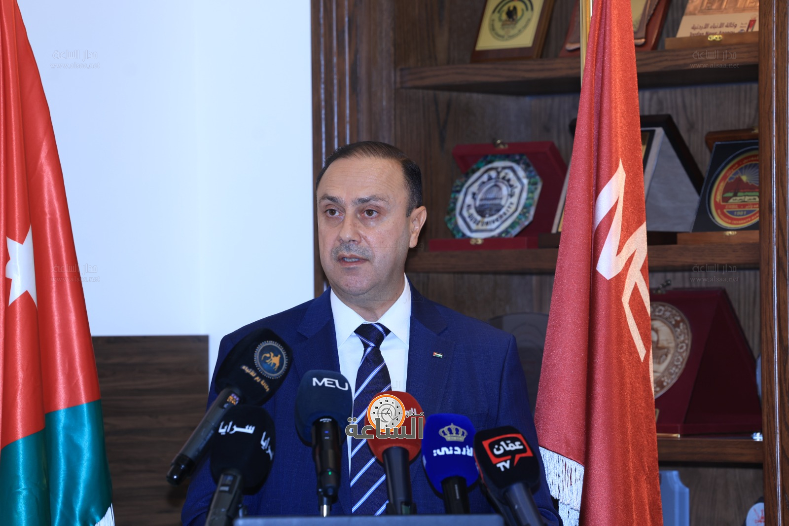 Madar Al-Saa Images 0.6212045731970252