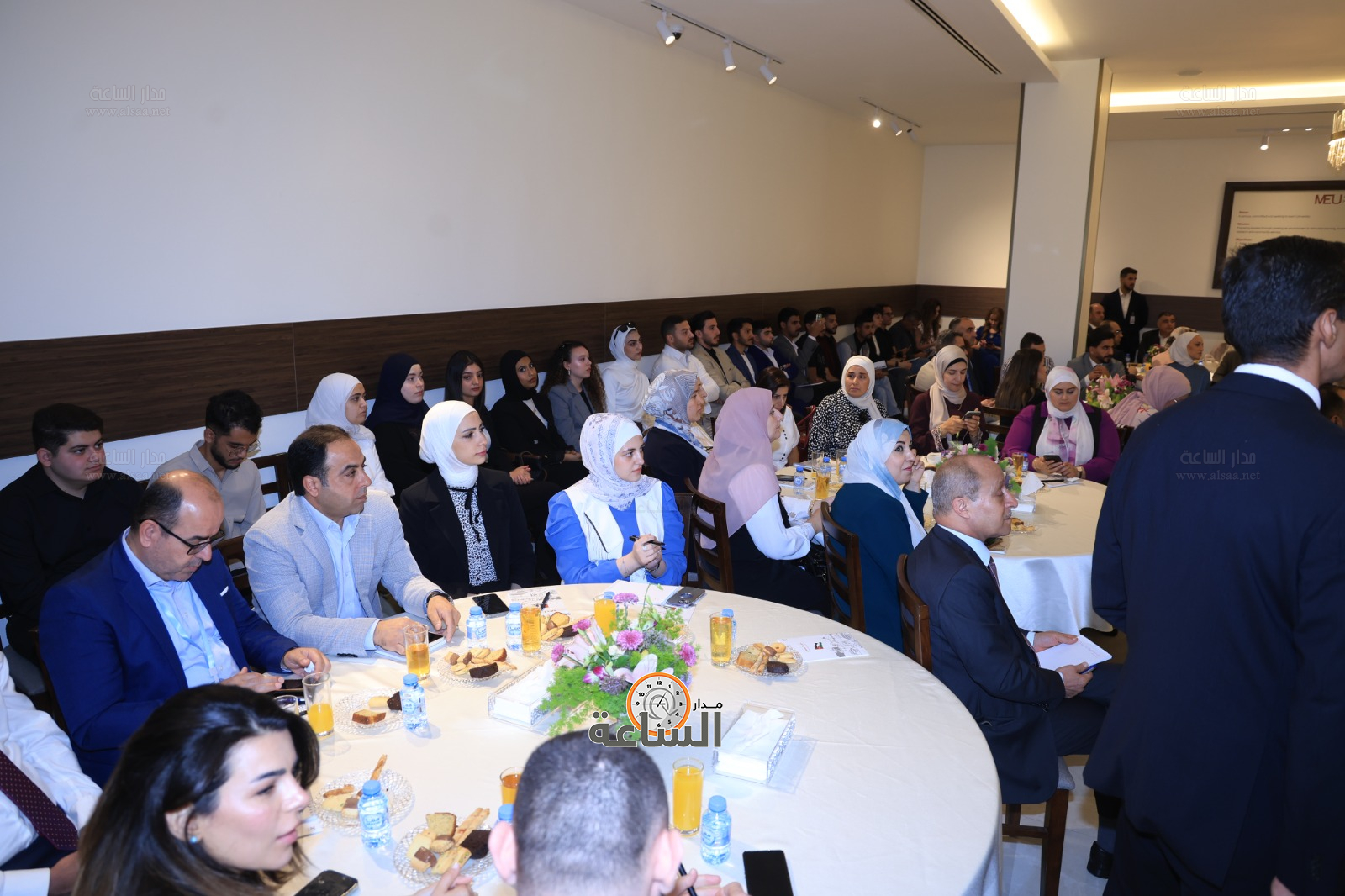 Madar Al-Saa Images 0.36740710771910123