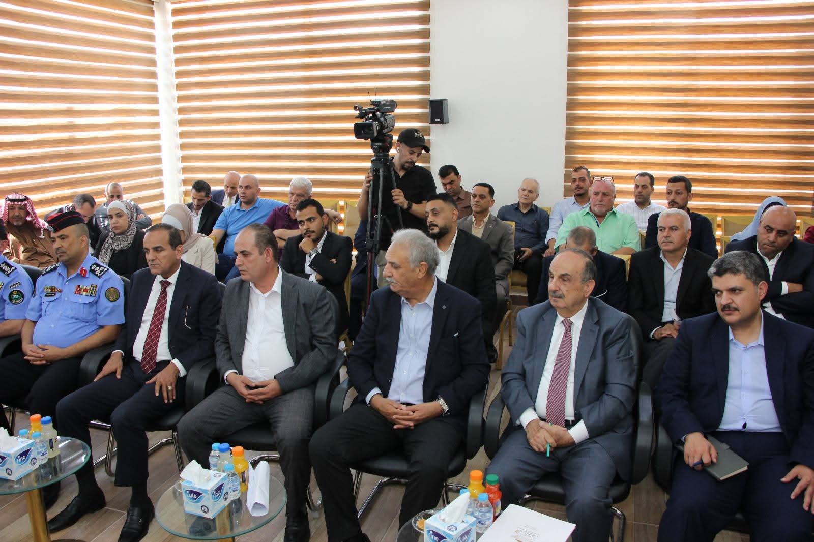 Madar Al-Saa Images 0.41806908594800285