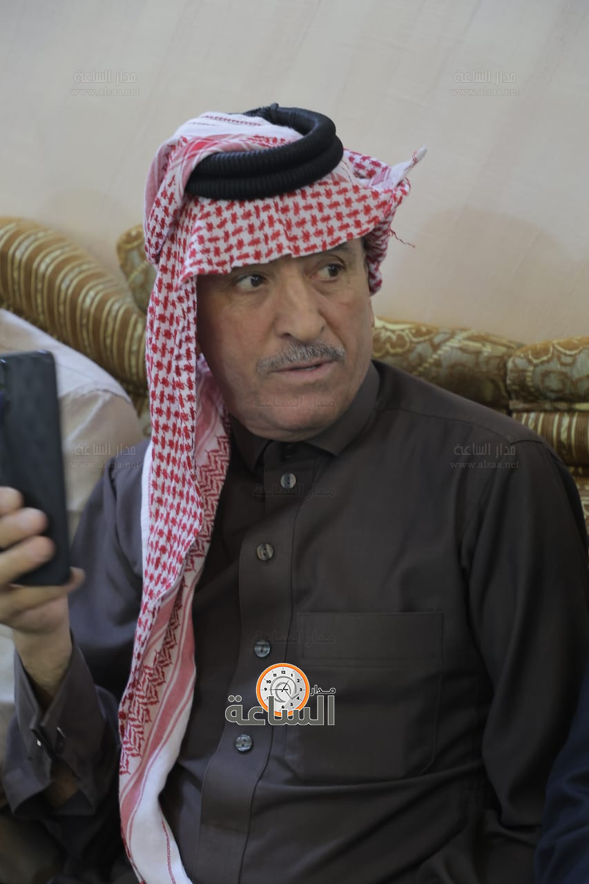 Madar Al-Saa Images 0.46360591553516817