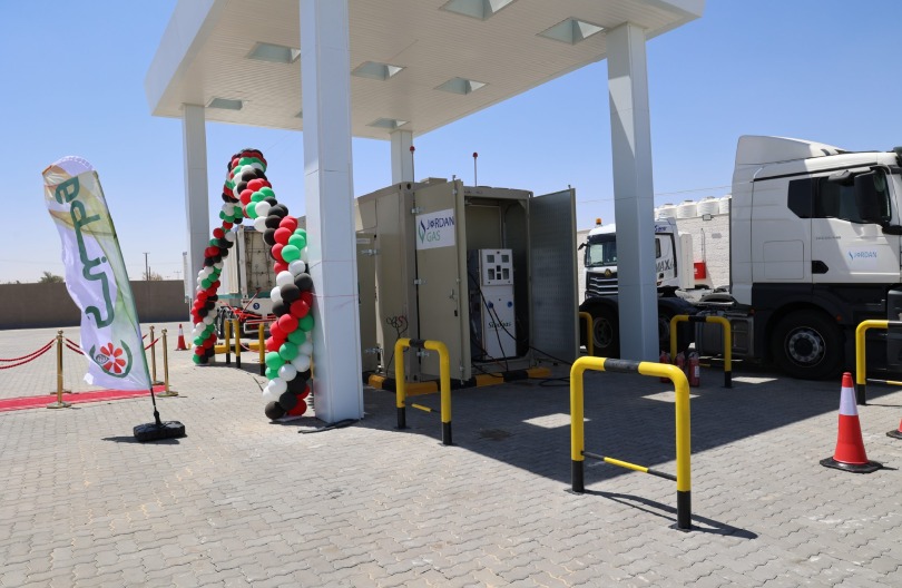 Madar Al-Saa Images 0.68135823879363