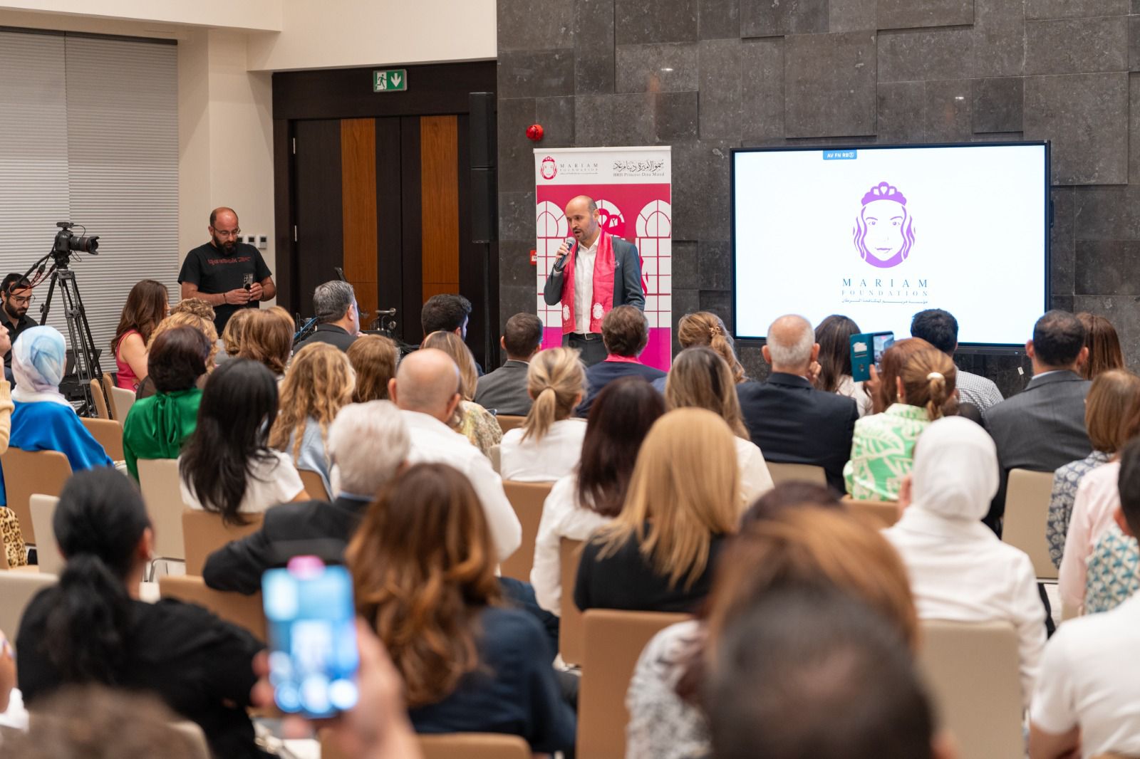 Madar Al-Saa Images 0.8923521913330319