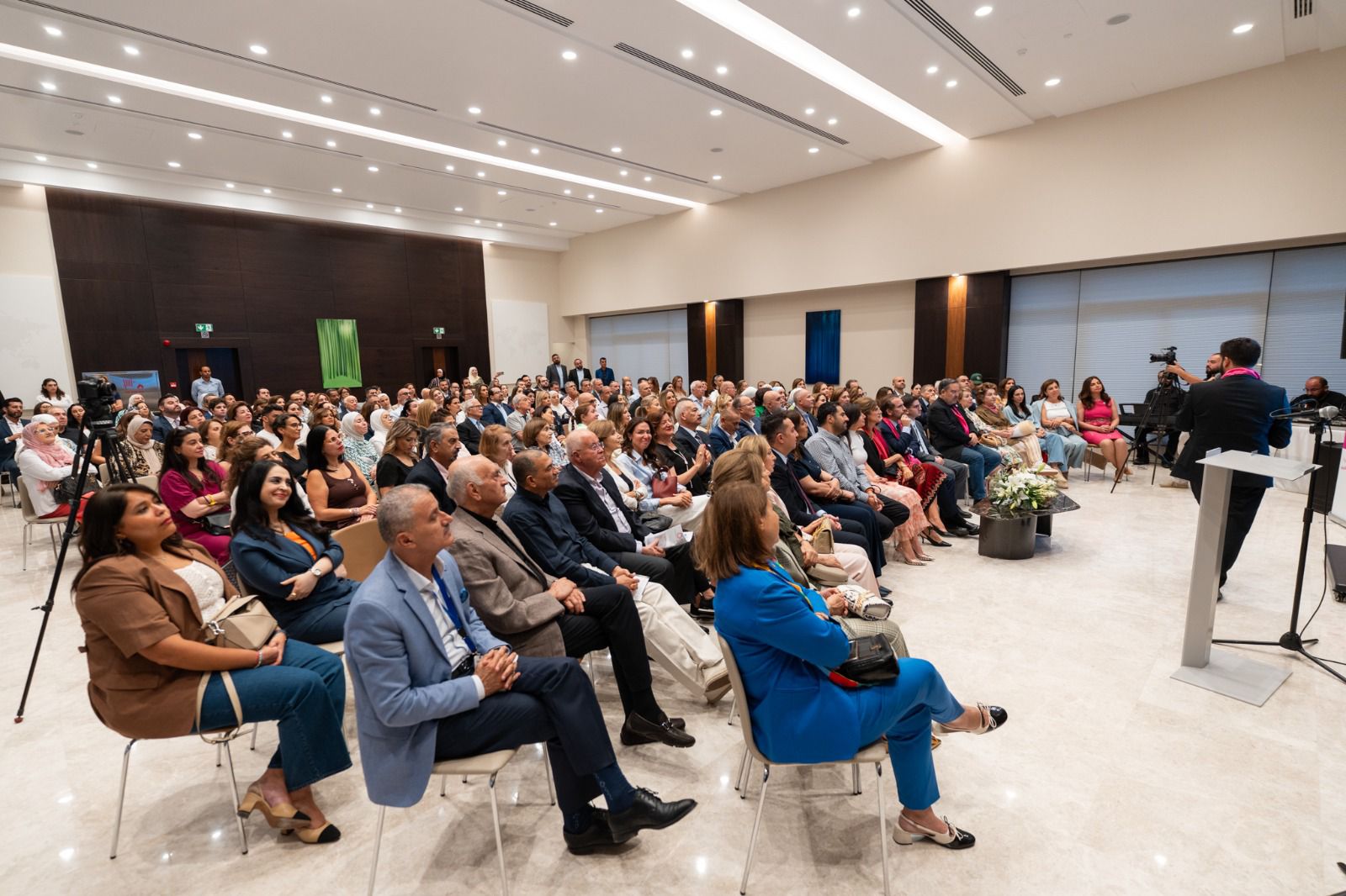 Madar Al-Saa Images 0.6818061500455309