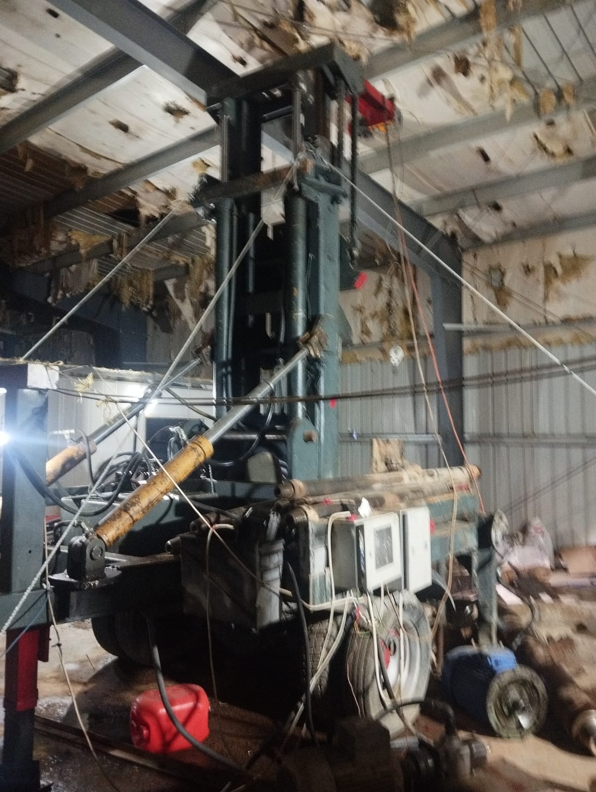 Madar Al-Saa Images 0.7051730831426288