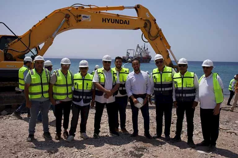 Madar Al-Saa Images 0.06236087460561679