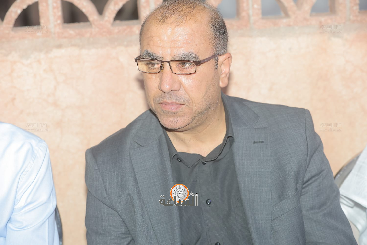 Madar Al-Saa Images 0.477840287932373