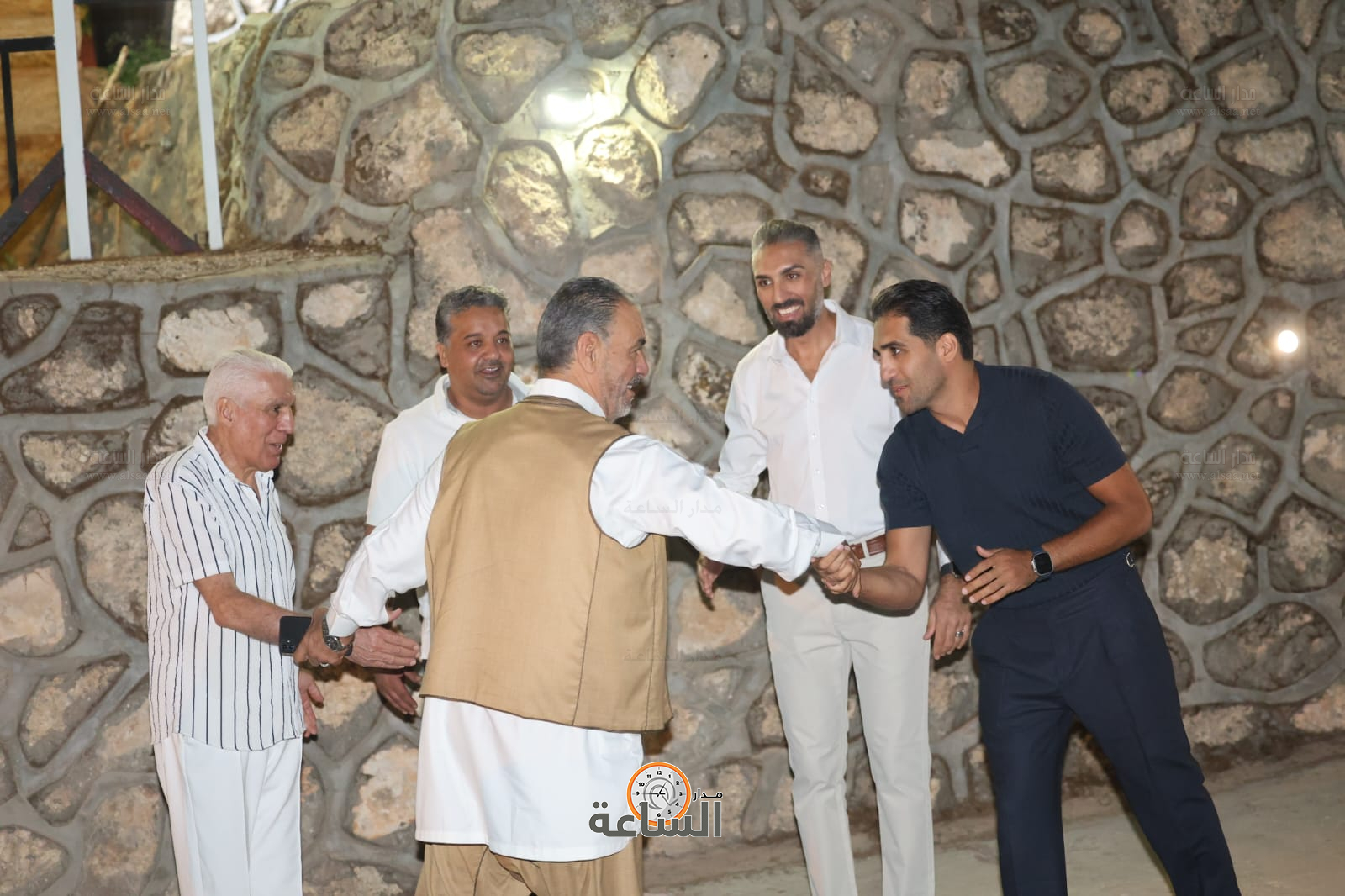 Madar Al-Saa Images 0.7826258747288767