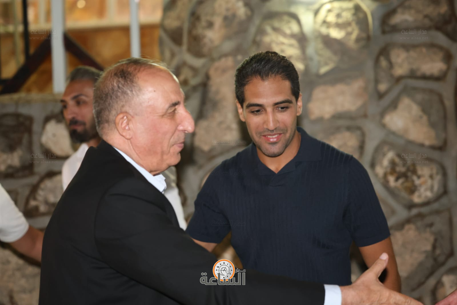 Madar Al-Saa Images 0.4071878968432465