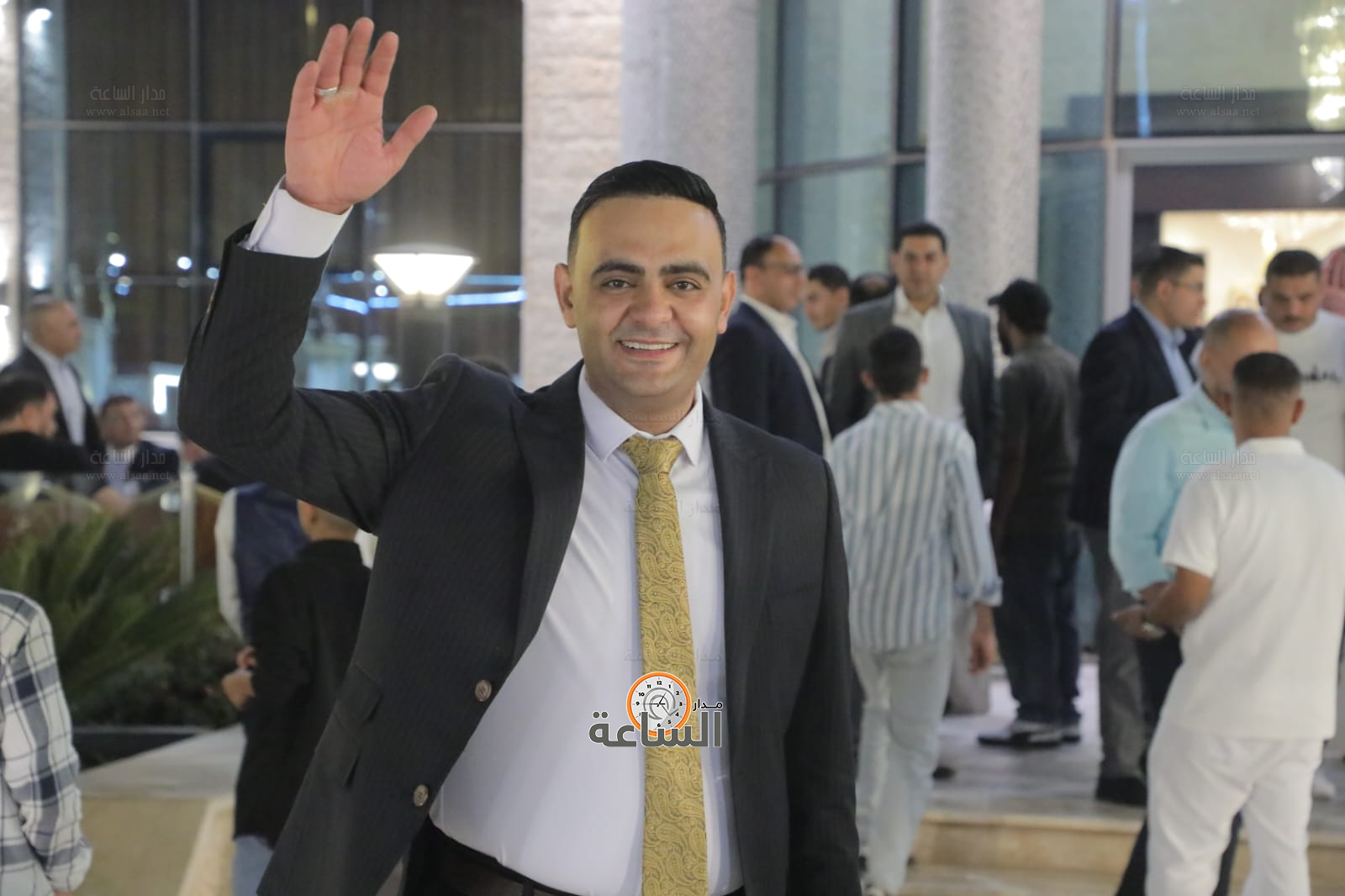 Madar Al-Saa Images 0.4867808165330756