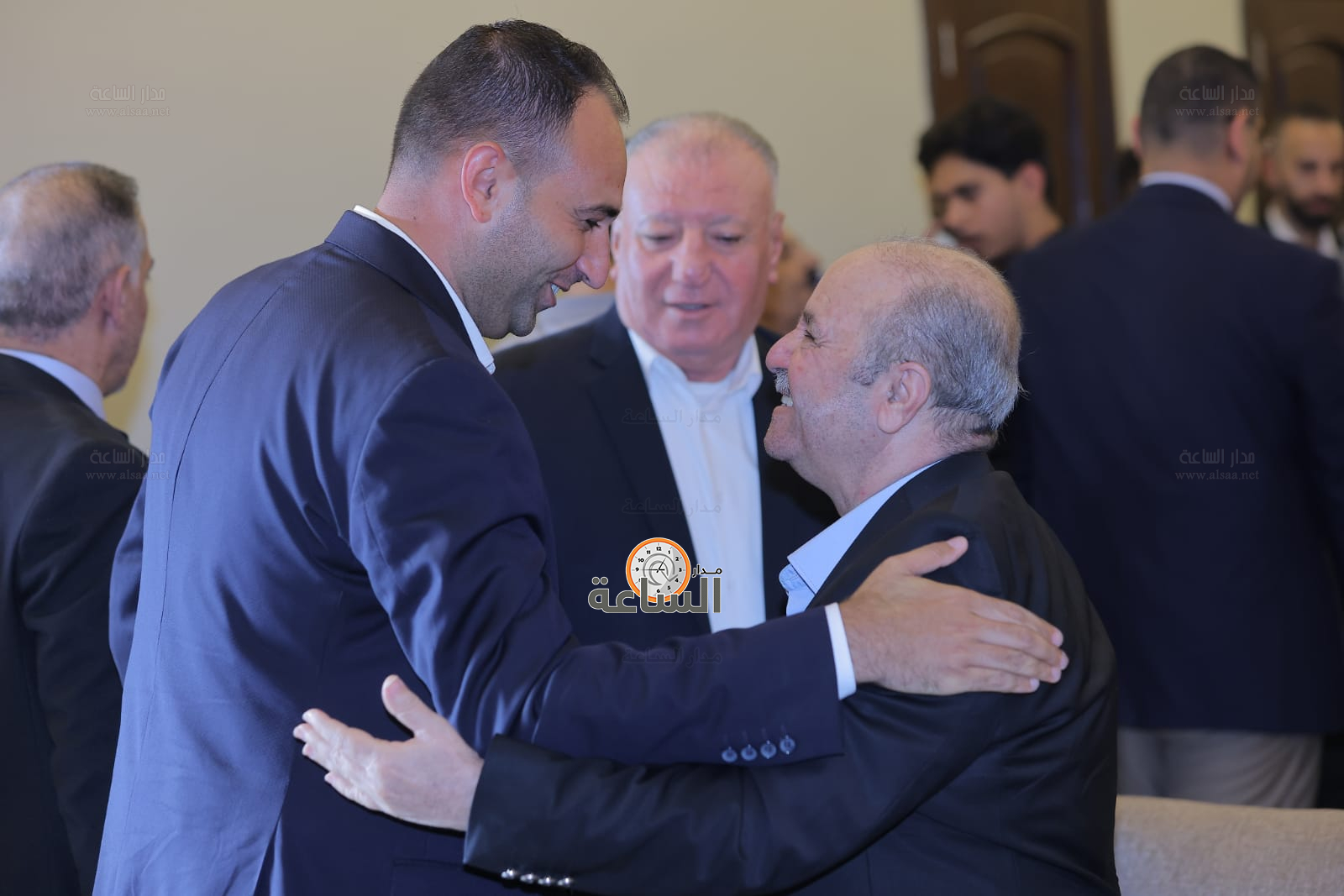 Madar Al-Saa Images 0.5223117244409079