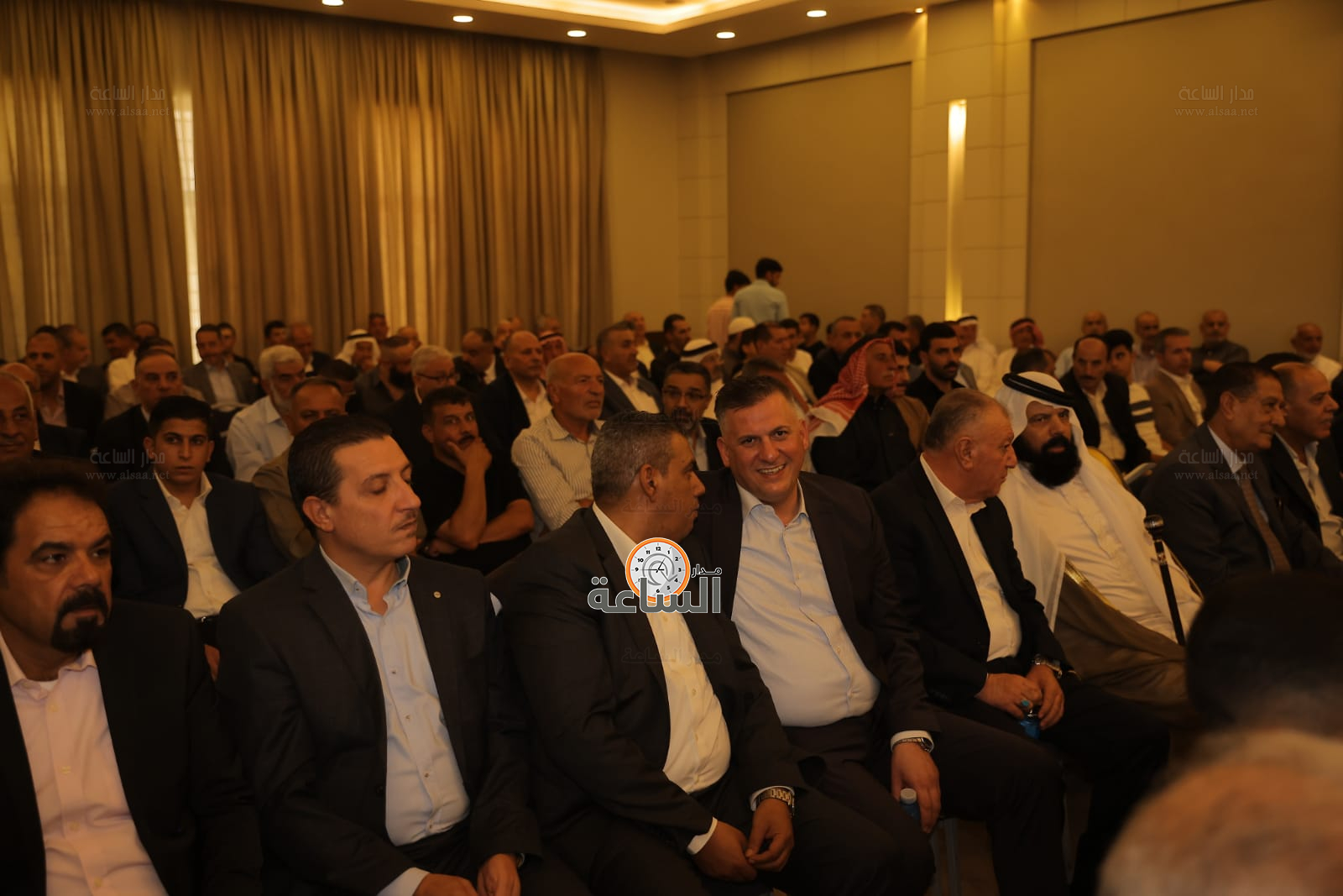 Madar Al-Saa Images 0.8994620440057961