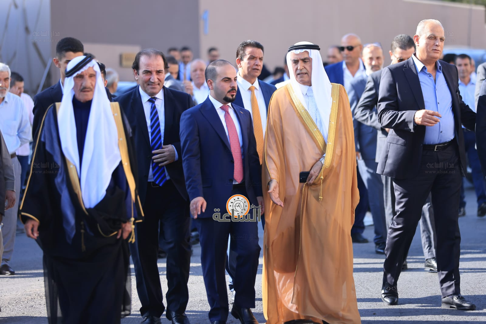 Madar Al-Saa Images 0.9440329436439276