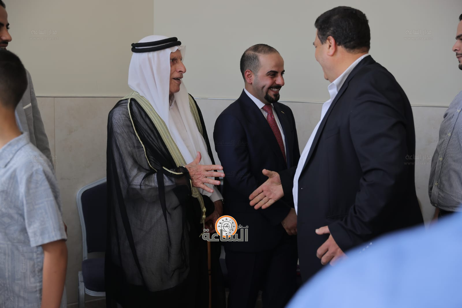 Madar Al-Saa Images 0.25568608084985245