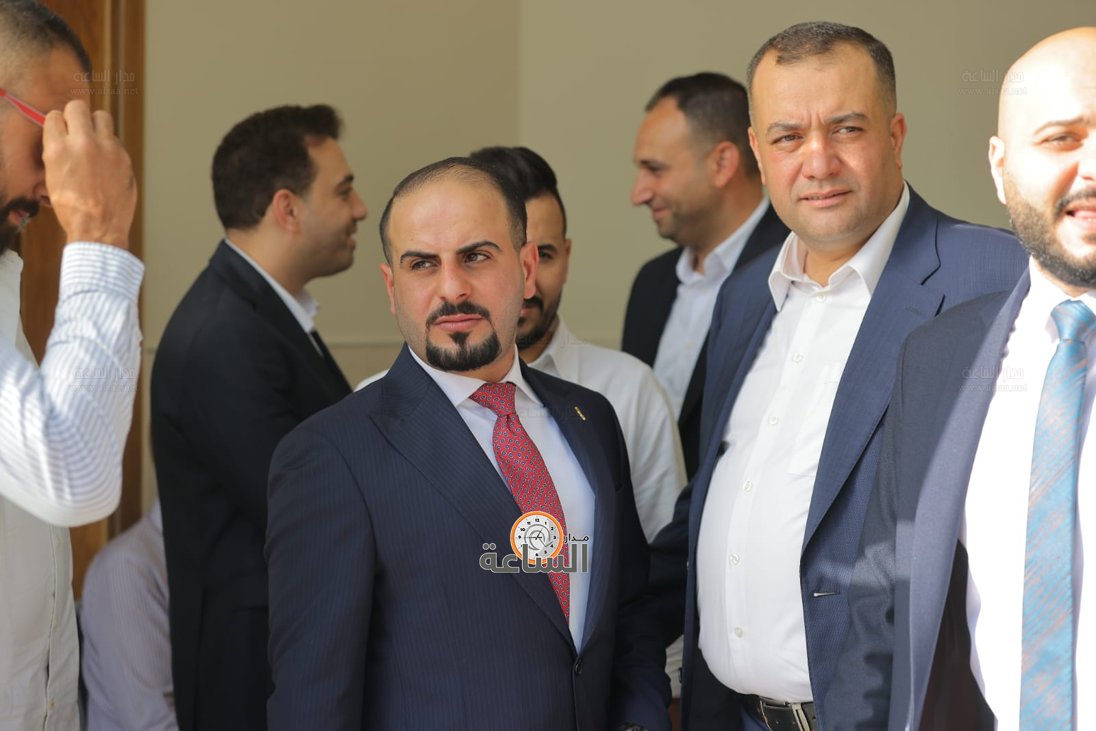 Madar Al-Saa Images 0.4388660338656992