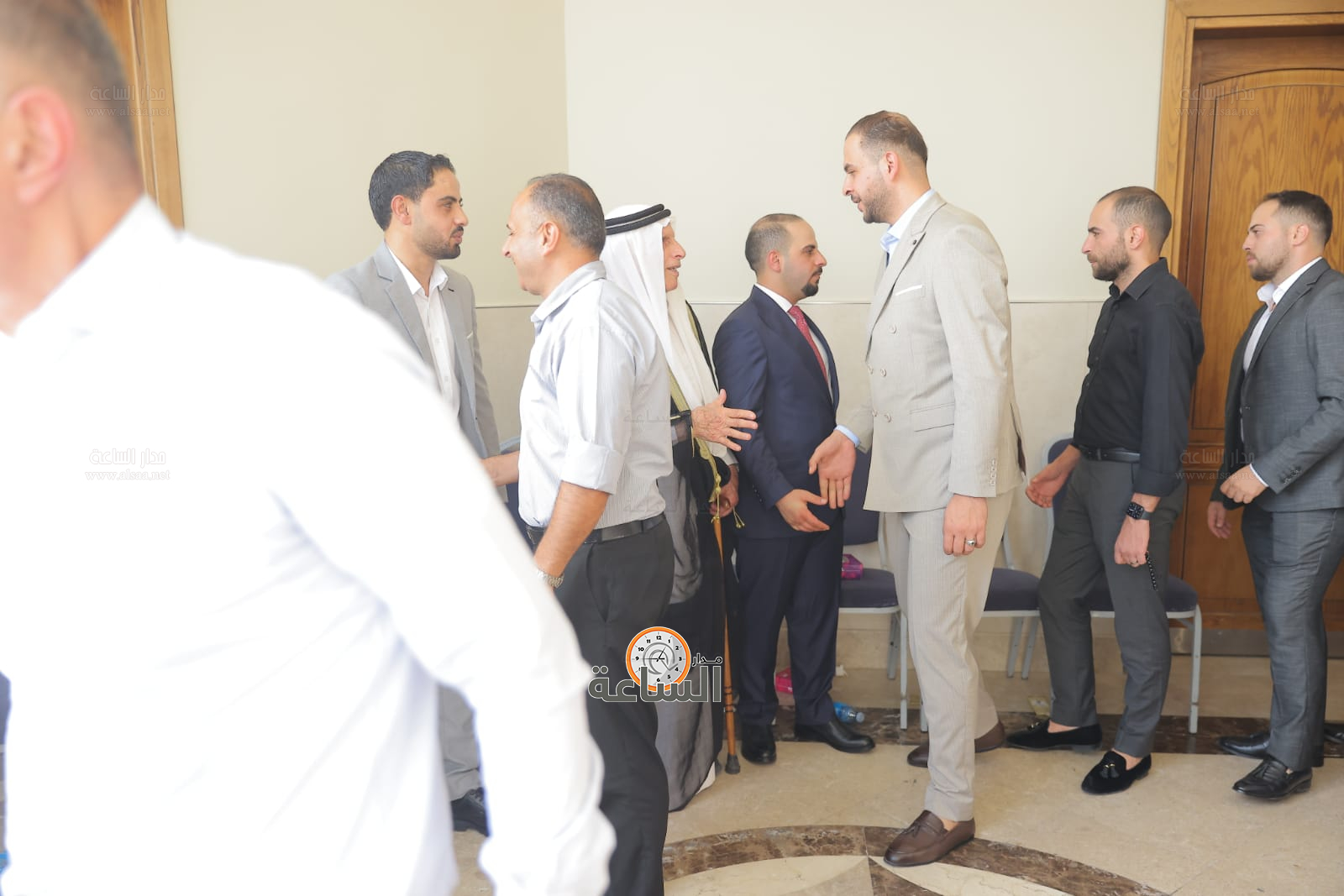 Madar Al-Saa Images 0.1341058429544123