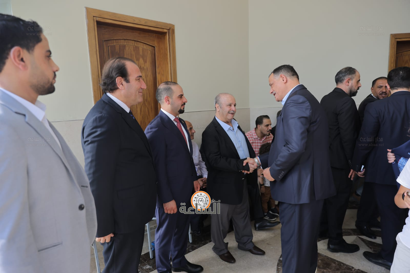 Madar Al-Saa Images 0.6446376419176142