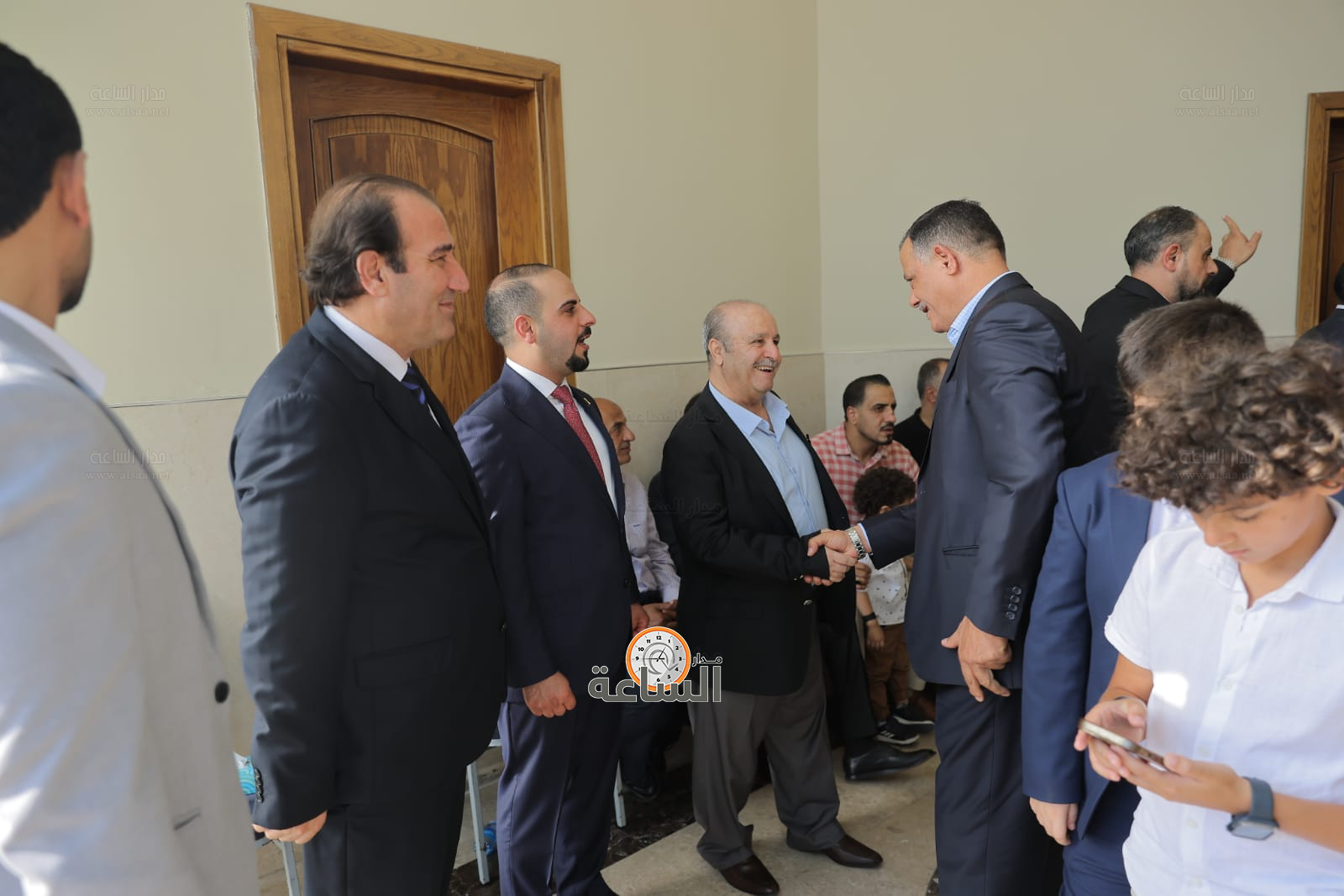 Madar Al-Saa Images 0.047180502237388566