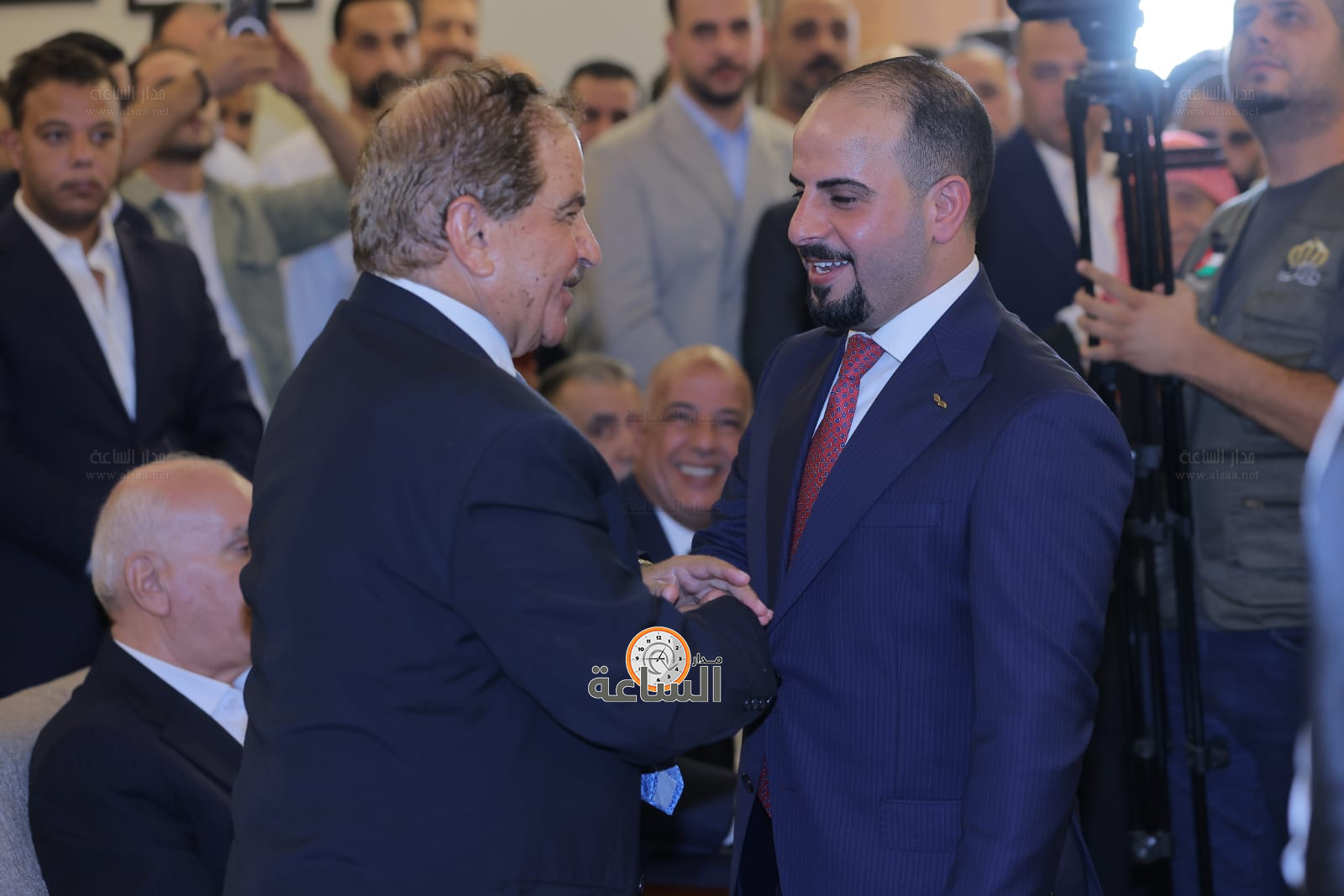 Madar Al-Saa Images 0.11228856763245487