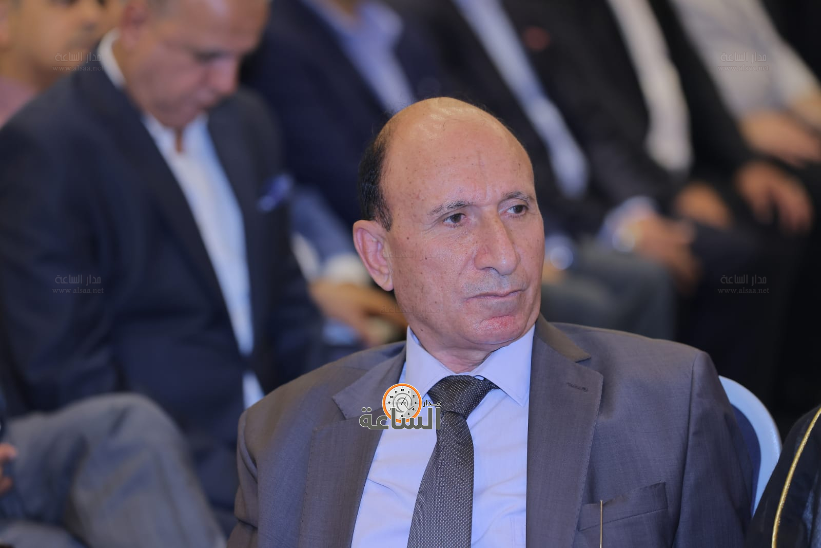 Madar Al-Saa Images 0.8236392331596