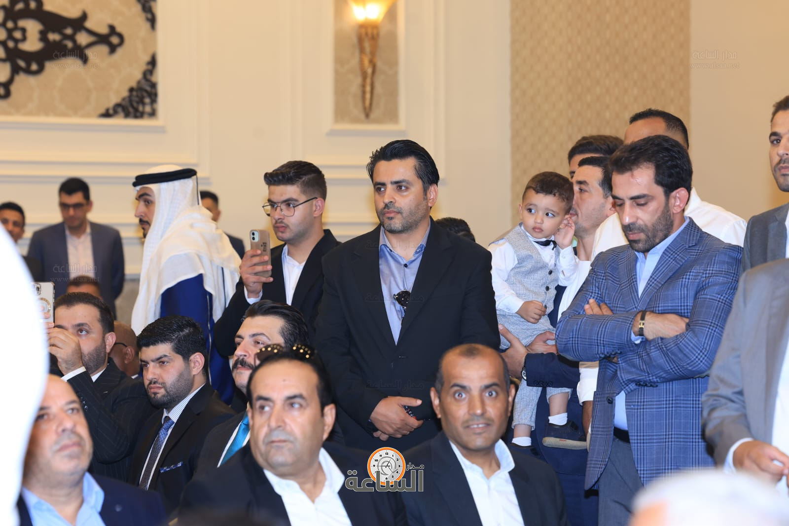 Madar Al-Saa Images 0.7371249870632469