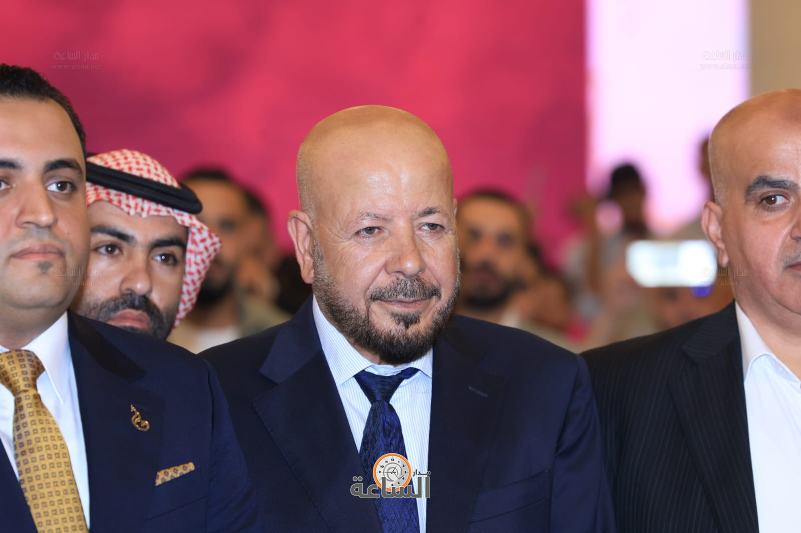 Madar Al-Saa Images 0.5654086148516547