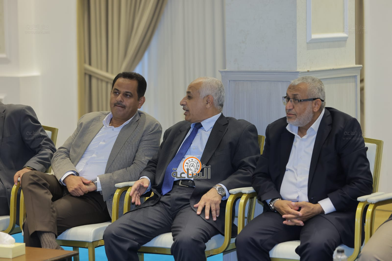 Madar Al-Saa Images 0.12683442382858767