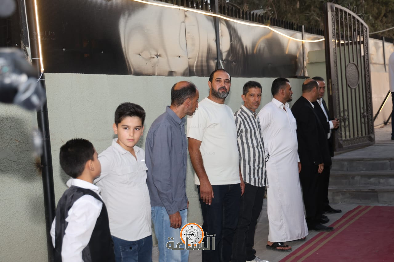 Madar Al-Saa Images 0.3735567189581599