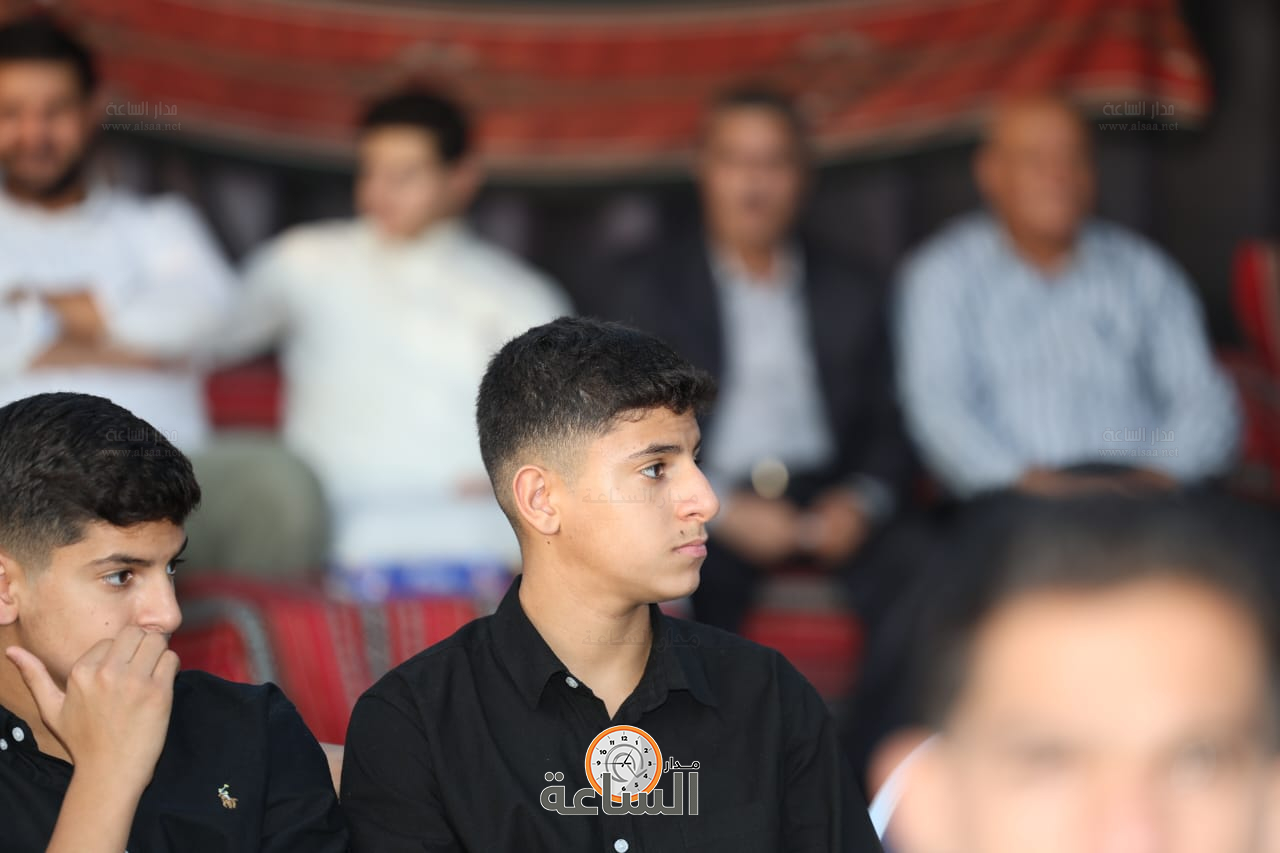 Madar Al-Saa Images 0.27300508831192005