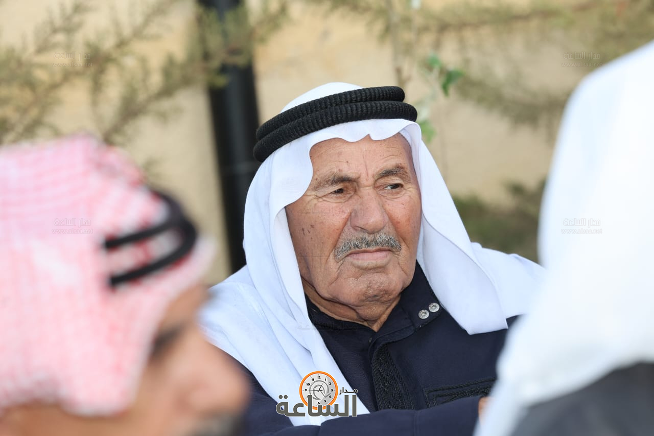 Madar Al-Saa Images 0.10157584031181133