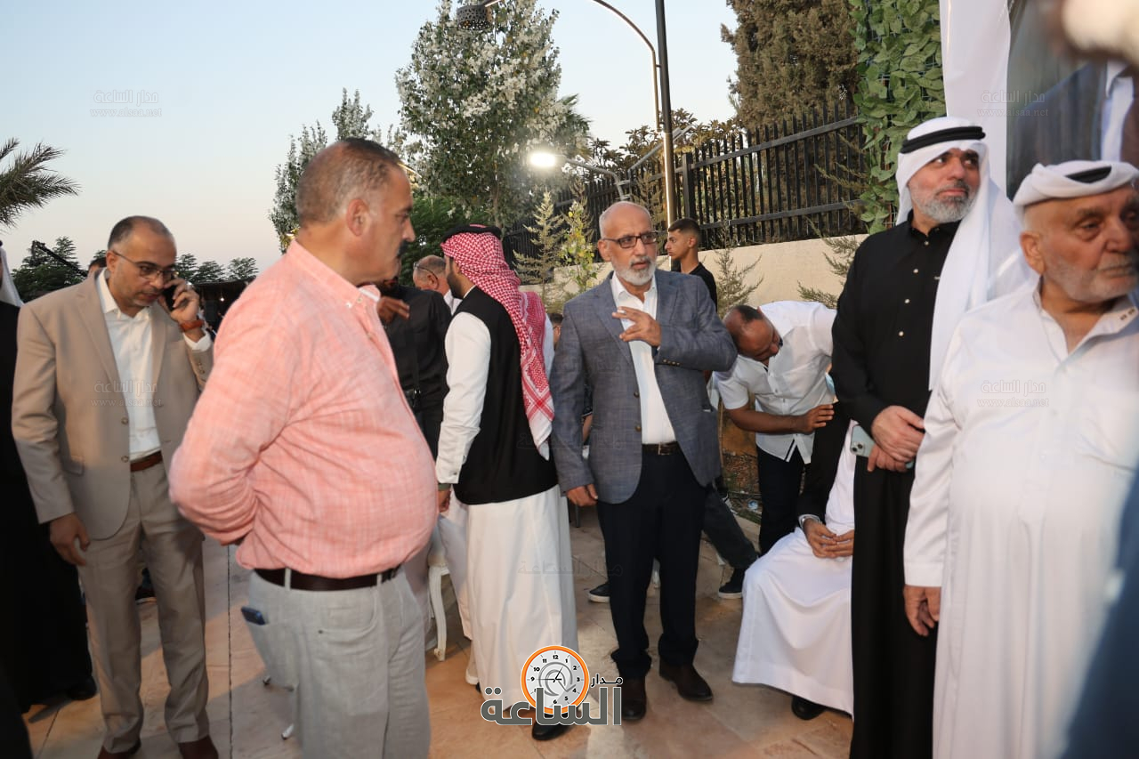 Madar Al-Saa Images 0.6400386866735588