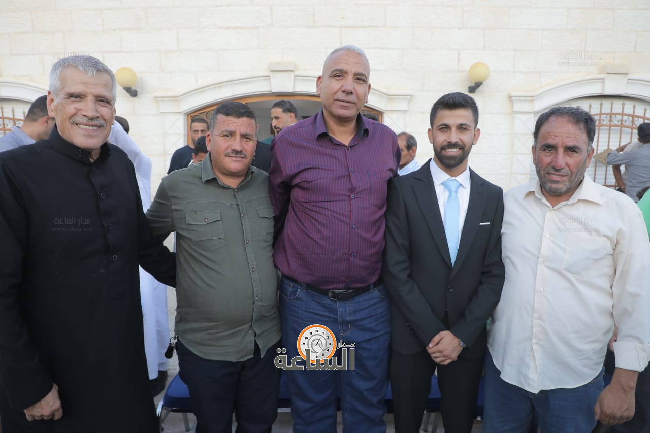 Madar Al-Saa Images 0.035519411392854305