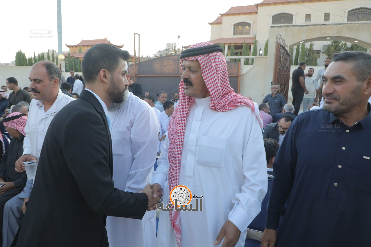 Madar Al-Saa Images 0.25943125353991014