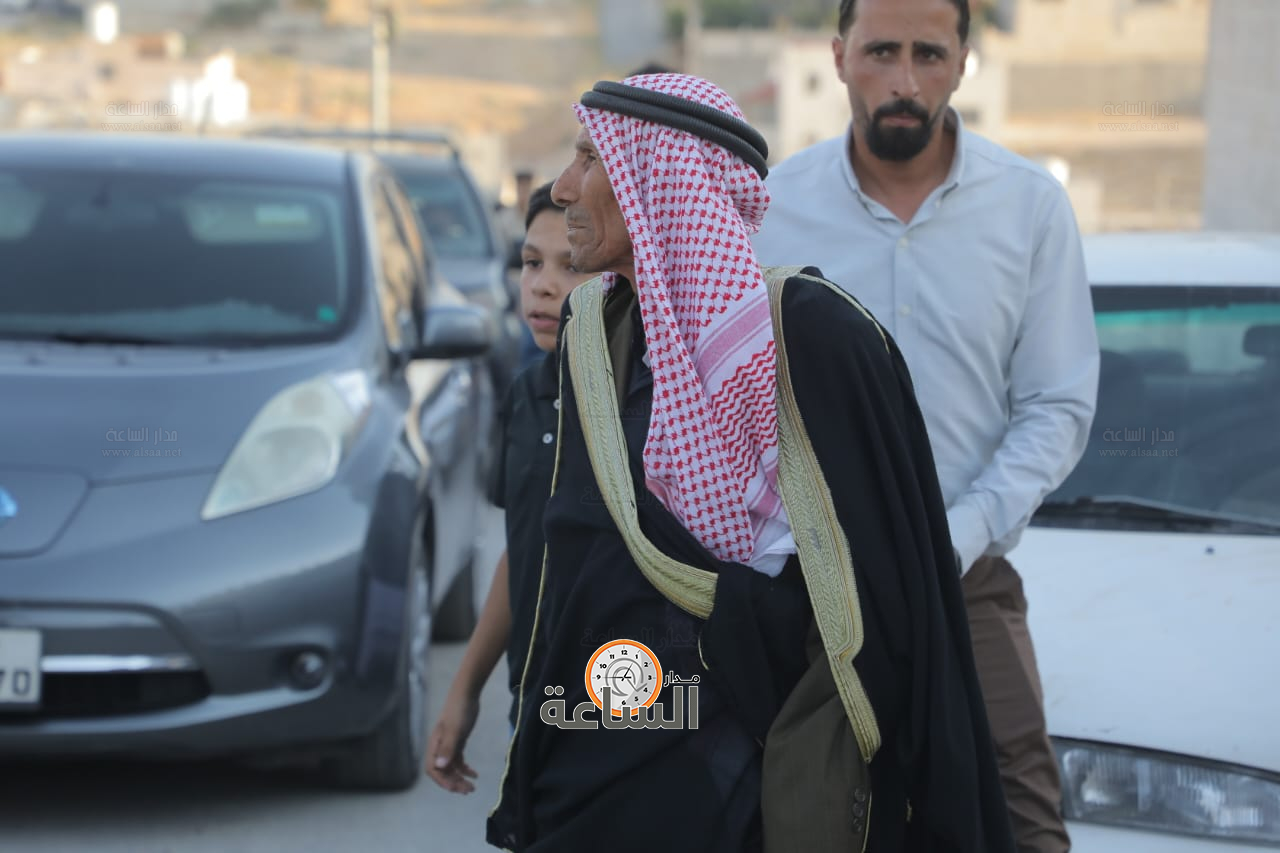 Madar Al-Saa Images 0.23599957164396912