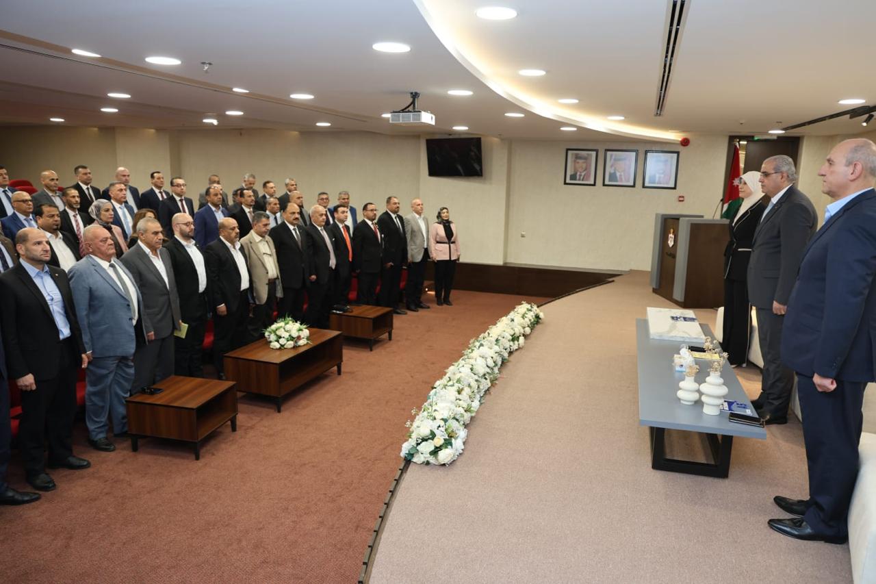 Madar Al-Saa Images 0.3642679446723308