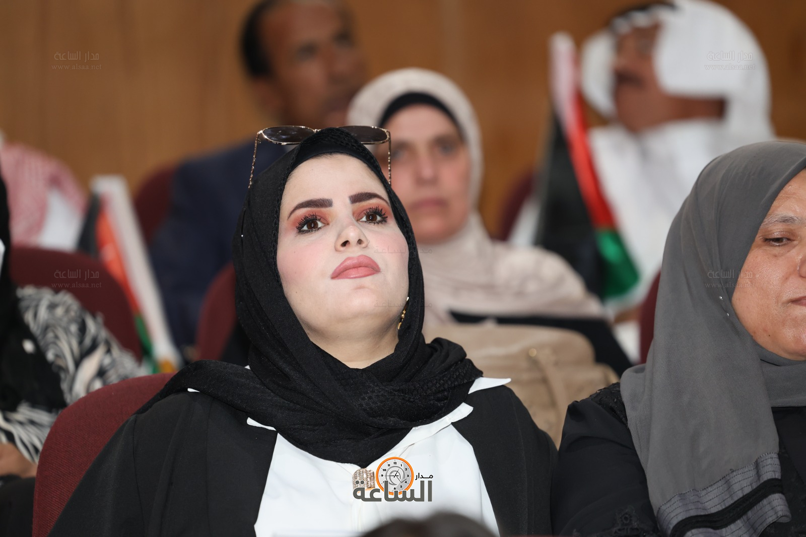 Madar Al-Saa Images 0.9176351132591924