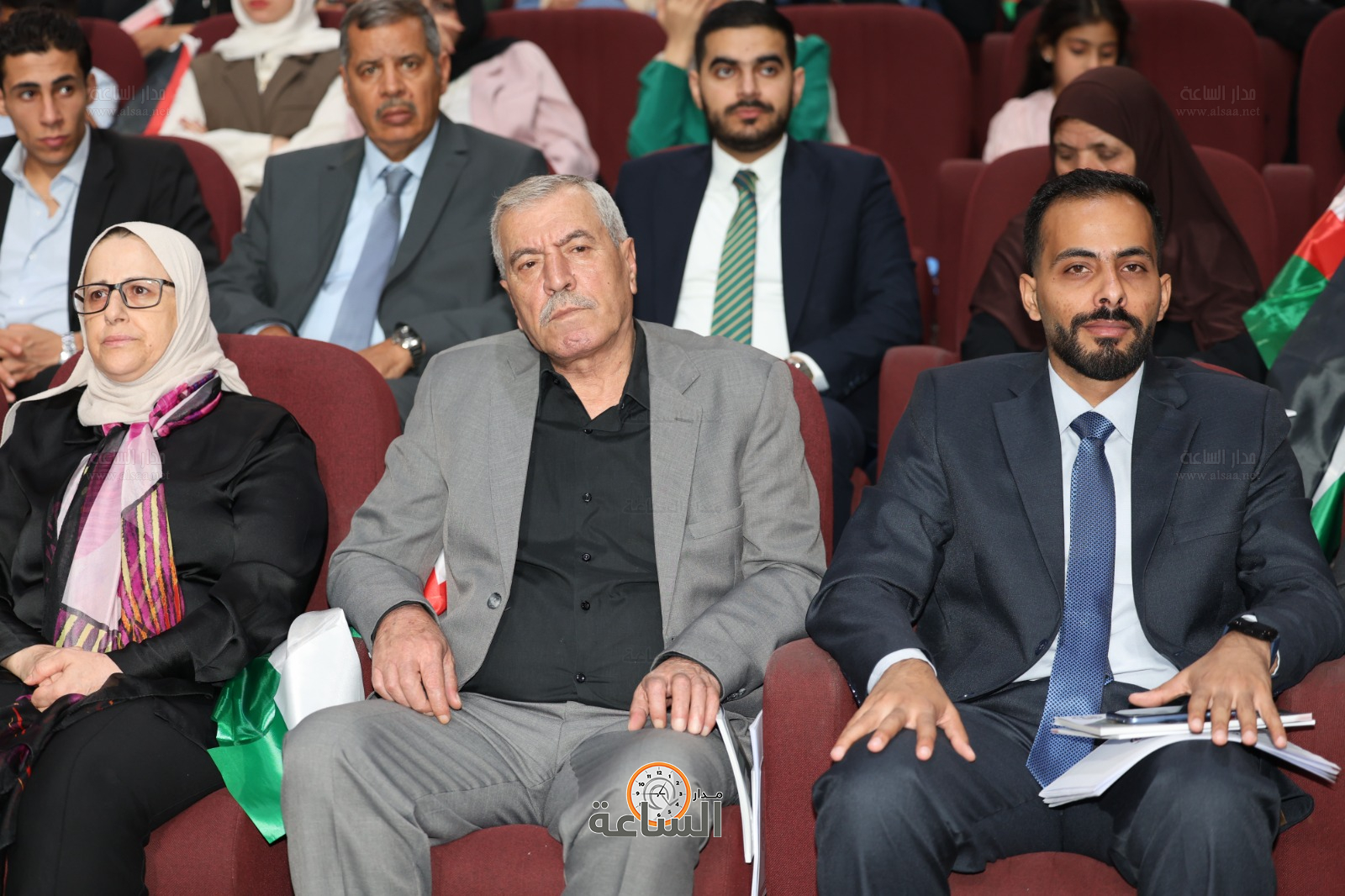 Madar Al-Saa Images 0.46053613750522926