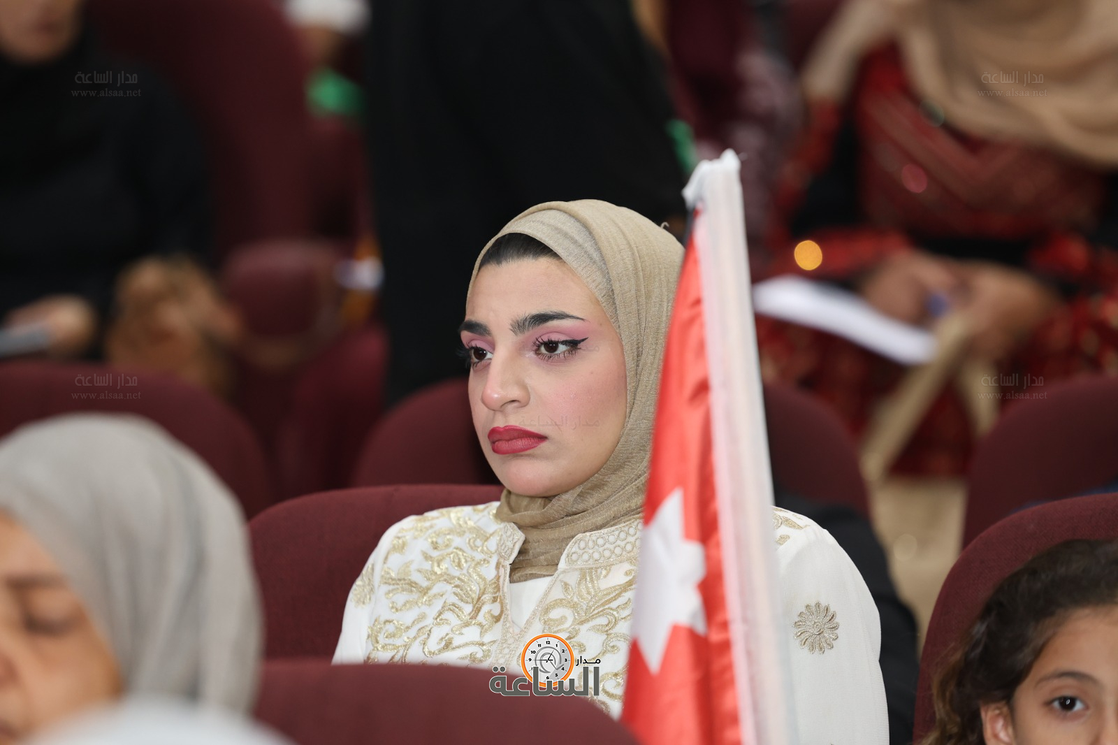 Madar Al-Saa Images 0.7792984177385086