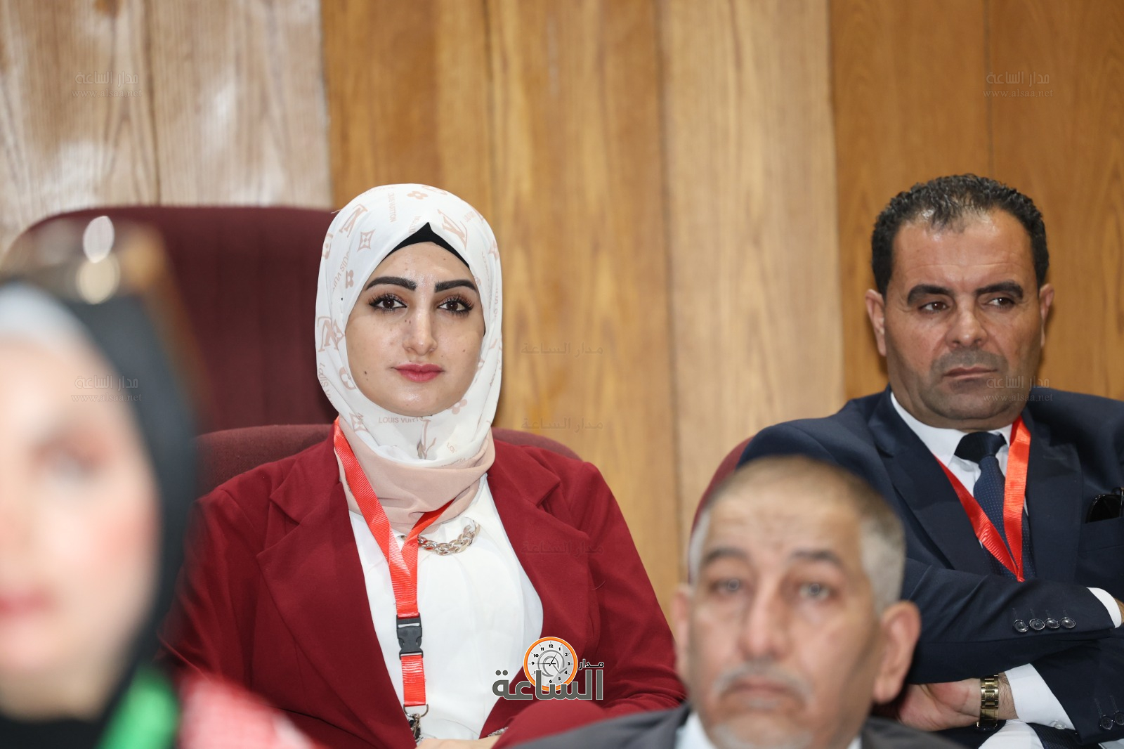 Madar Al-Saa Images 0.4918794655164599