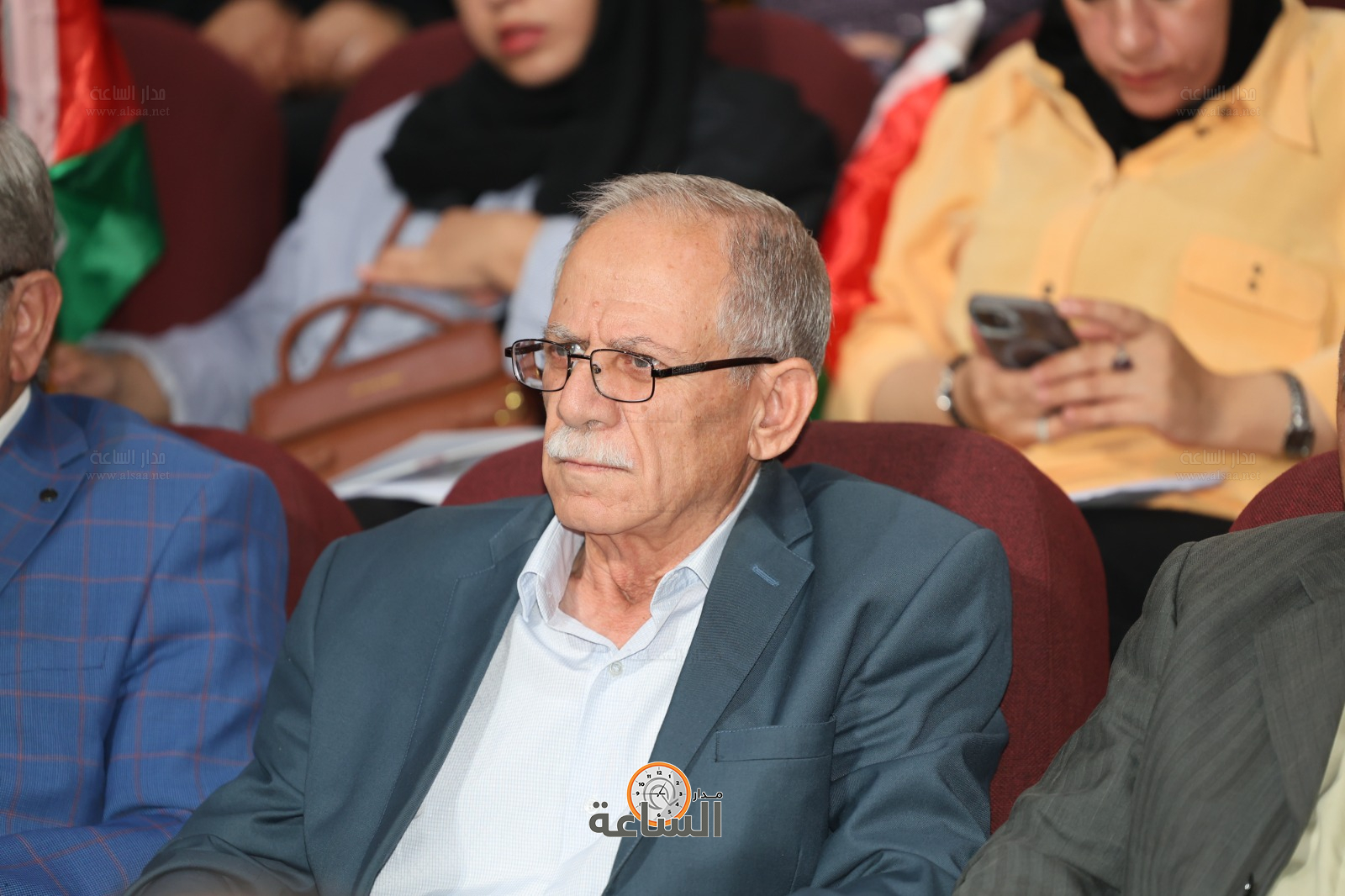 Madar Al-Saa Images 0.8784190872309726