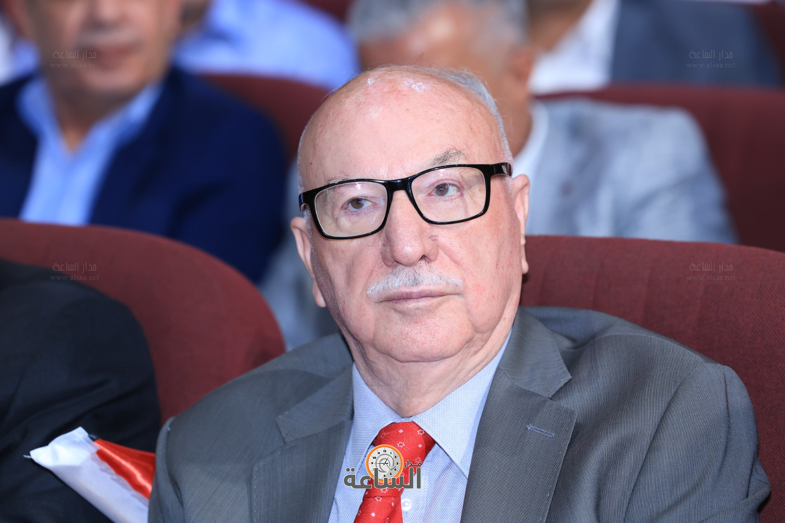 Madar Al-Saa Images 0.8608406306505364