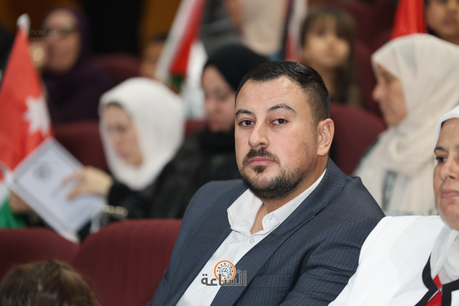 Madar Al-Saa Images 0.03517935206692391