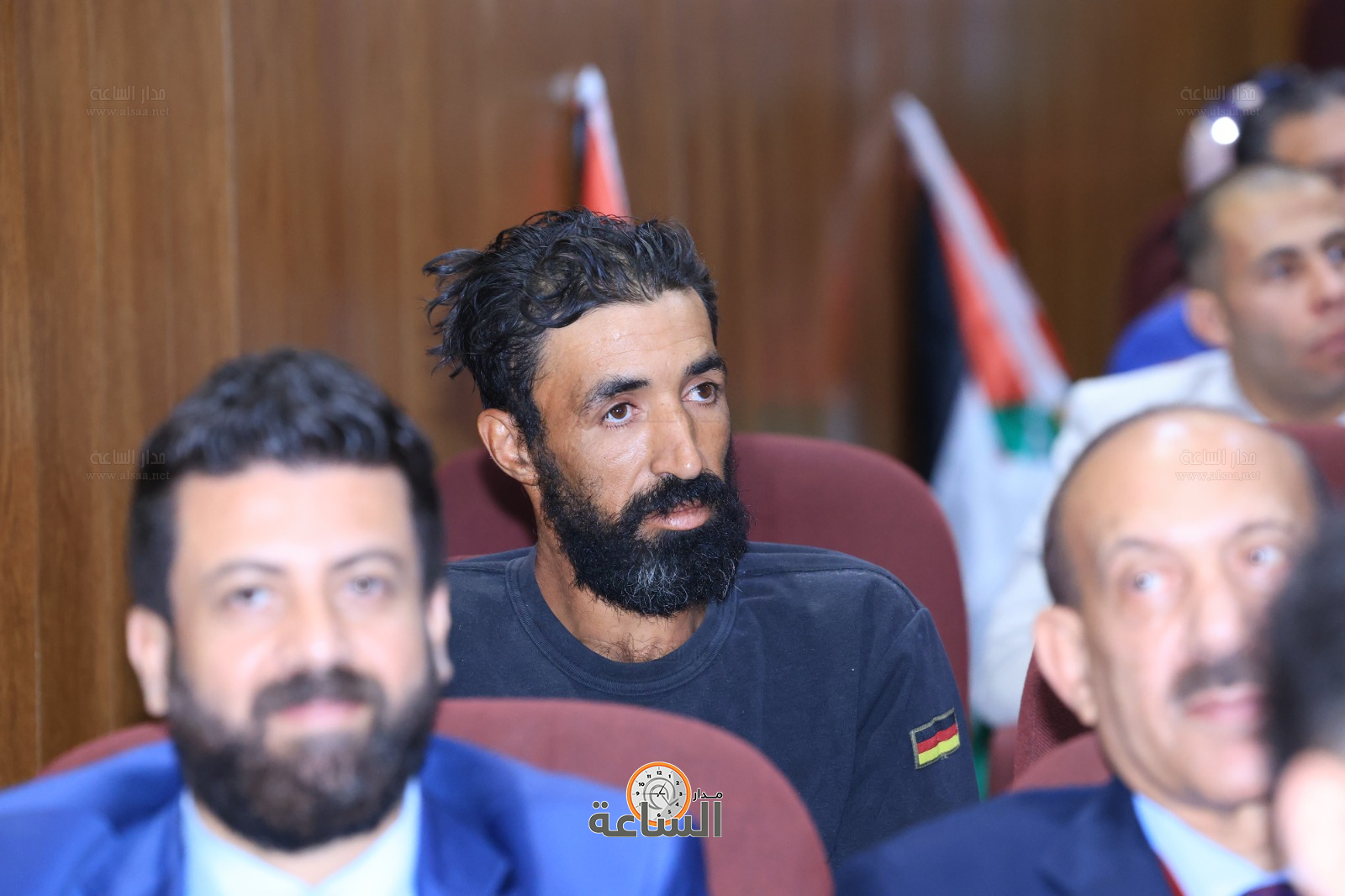 Madar Al-Saa Images 0.7862423469954511