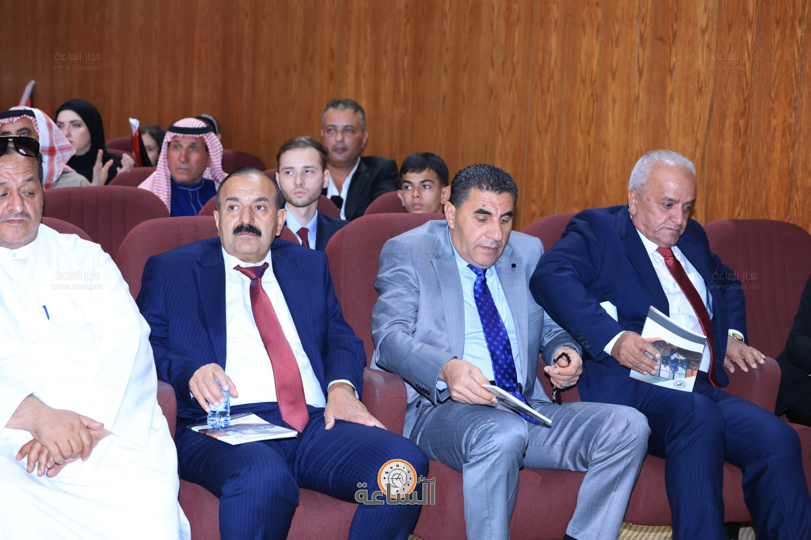 Madar Al-Saa Images 0.3122381322505252