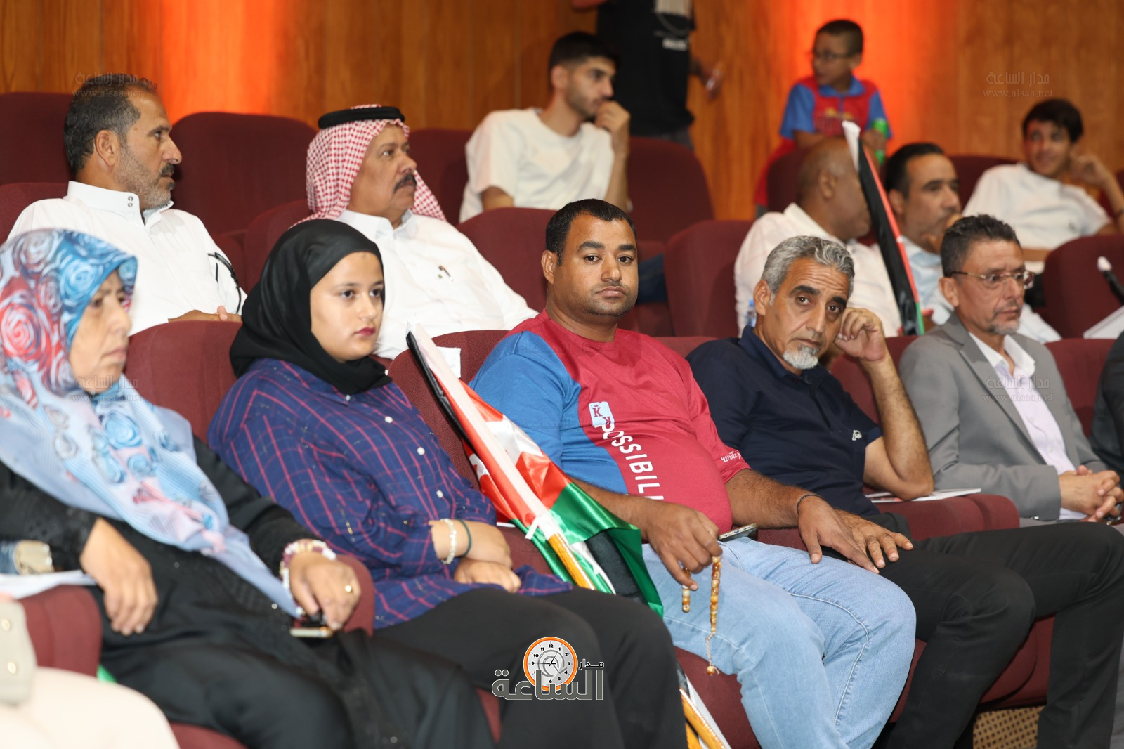 Madar Al-Saa Images 0.3327896030108005