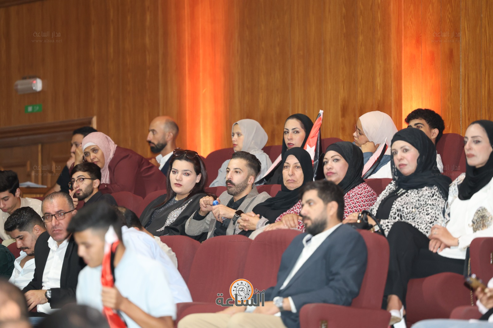 Madar Al-Saa Images 0.3300139253470177