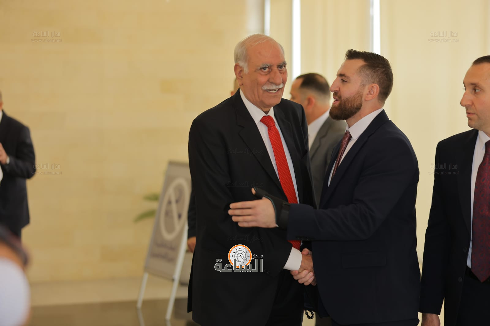 Madar Al-Saa Images 0.8574444897703553